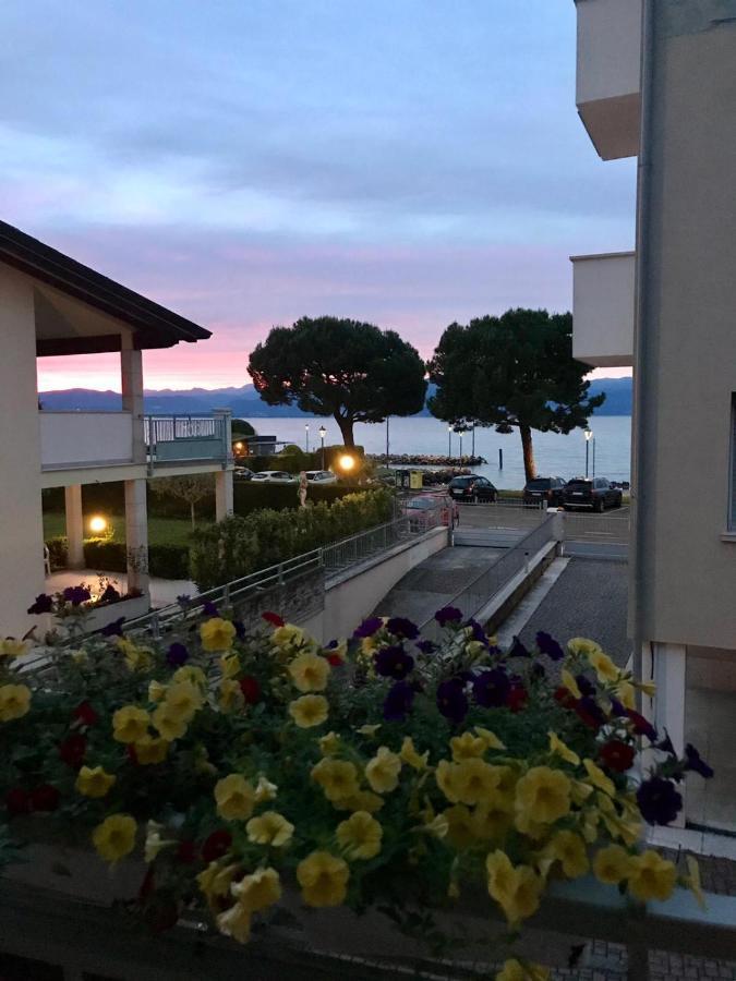Casa Caterina Lake View Holidays Apartments بسكييرا ديل غاردا المظهر الخارجي الصورة