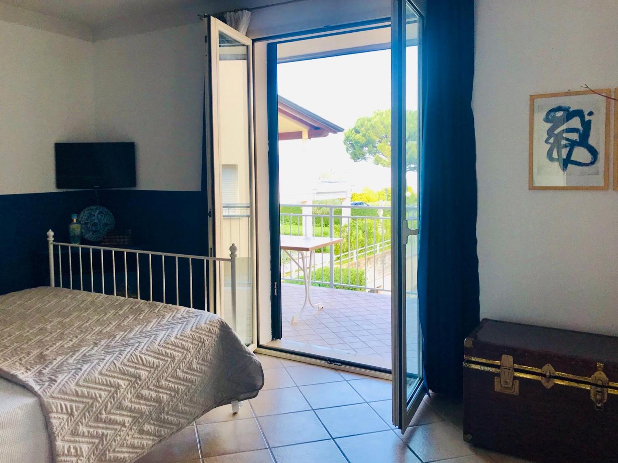 Casa Caterina Lake View Holidays Apartments بسكييرا ديل غاردا الغرفة الصورة